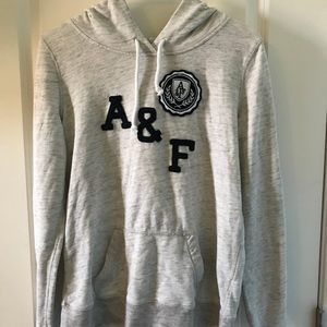 Abercrombie and Fitch Pullover Sweatshirt (M)